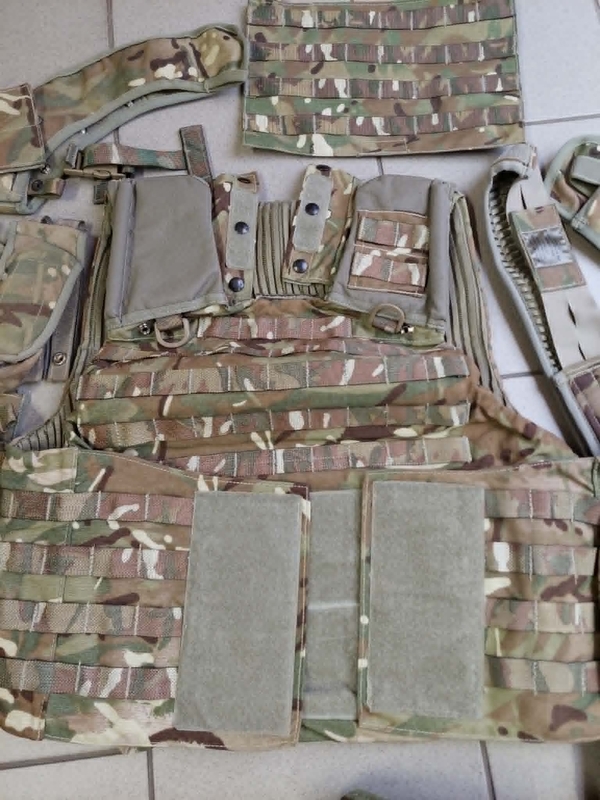 Ochranná britská vesta OSPREY Assault MTP multicam